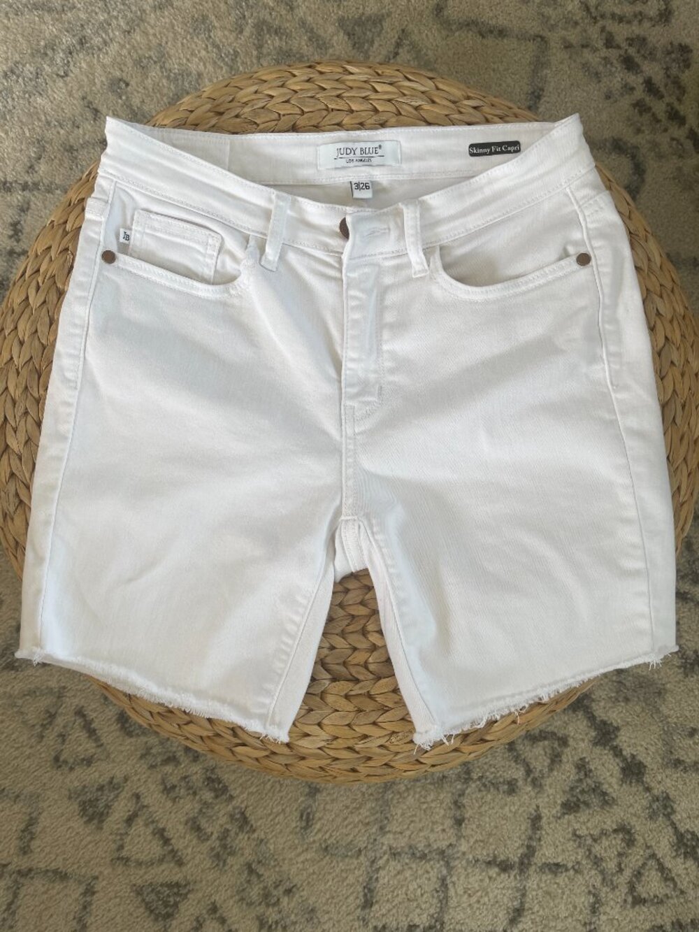 Women’s Judy Blue White Shorts - Size 3/26